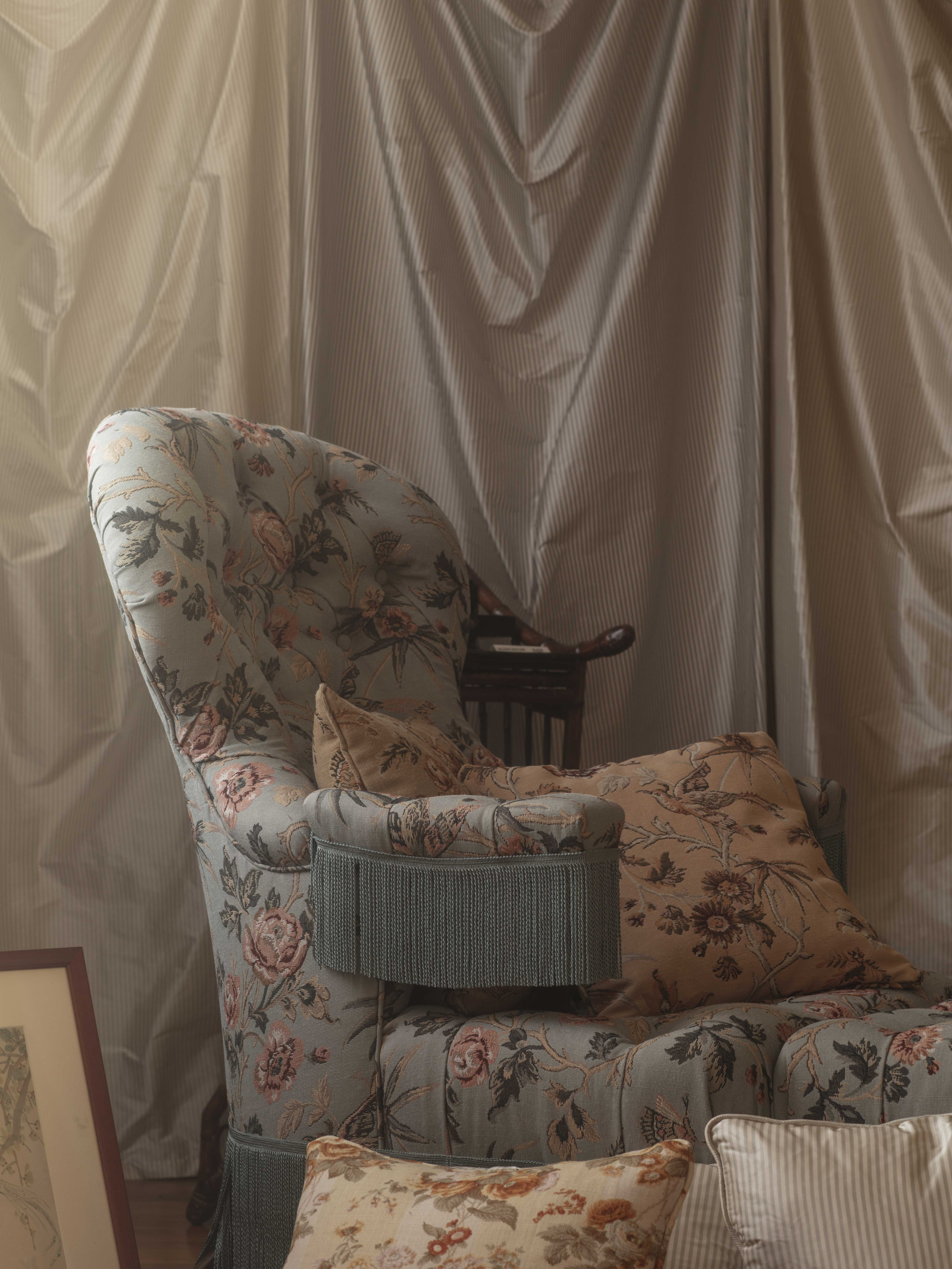 Scenography by Edgar Jayet | Photo Credit: PierreDoucet | Furniture partner: Galerie Vauclair