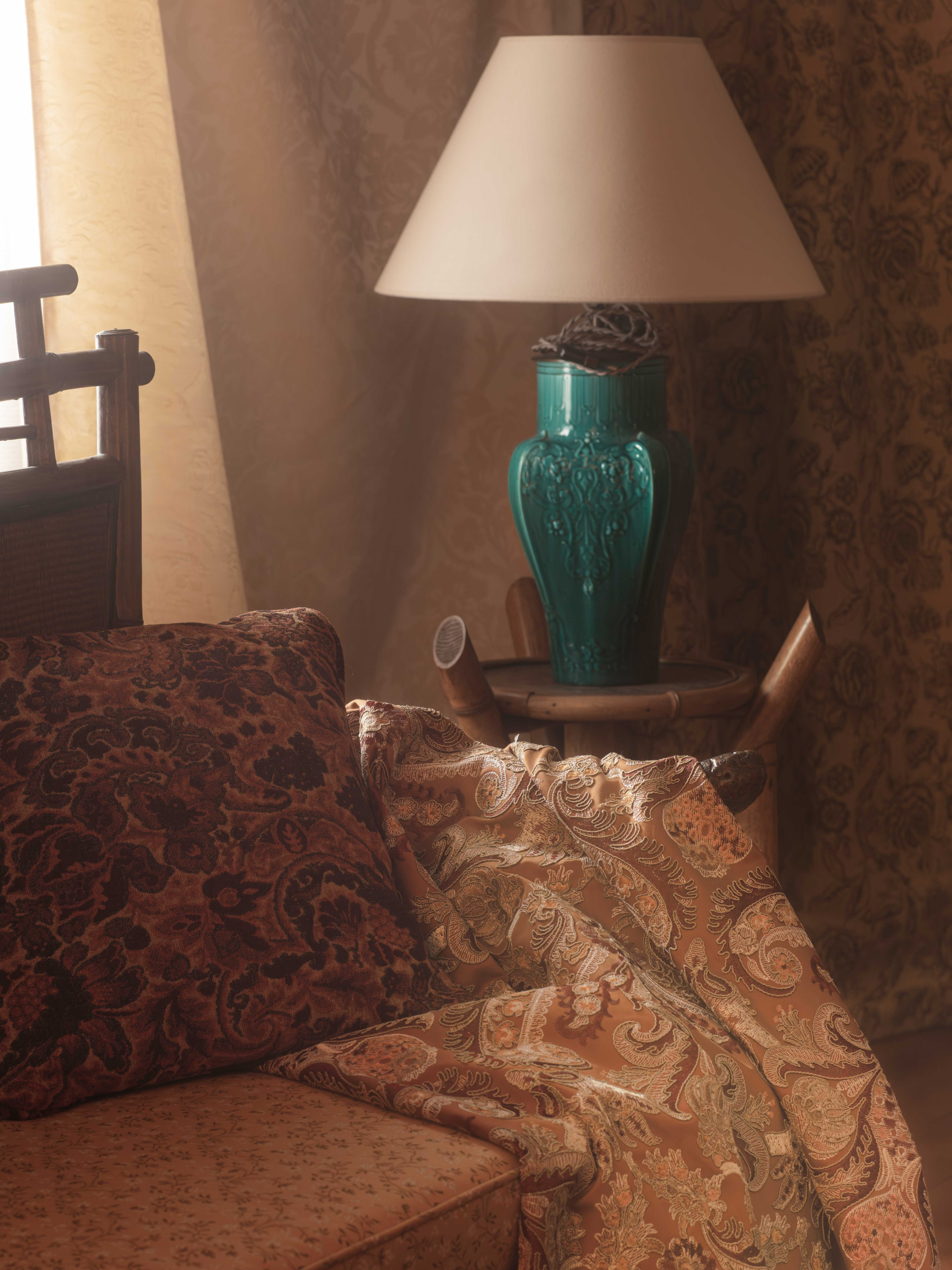 Scénographie : Edgar Jayet | Crédit photo : PierreDoucet | Partenaire mobilier : Galerie Vauclair