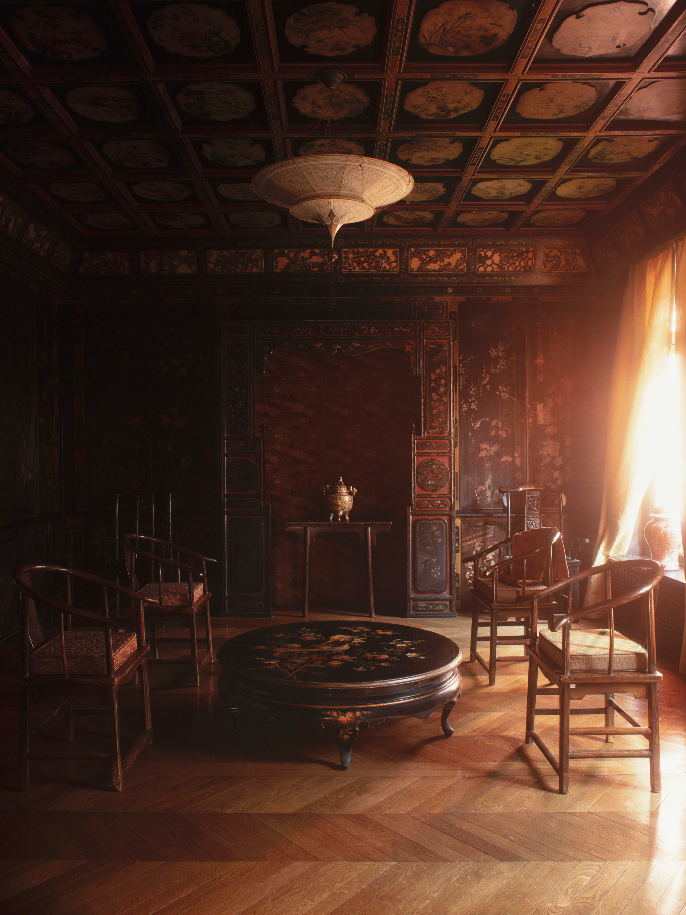 Scénographie : Edgar Jayet | Crédit photo : PierreDoucet | Partenaire mobilier : Galerie Vauclair