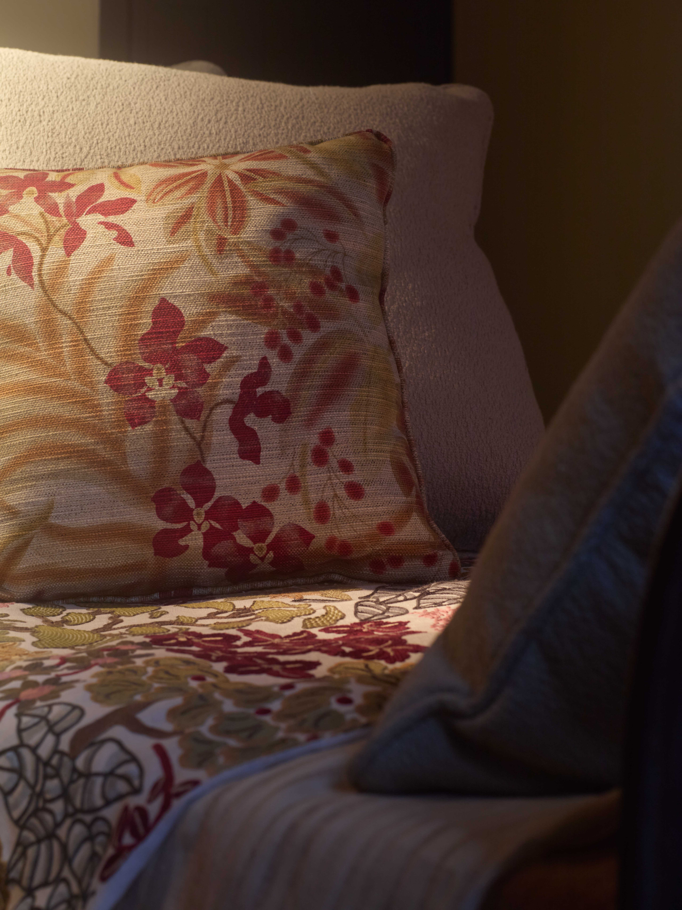 Scénographie : Edgar Jayet | Crédit photo : PierreDoucet | Partenaire mobilier : Galerie Vauclair