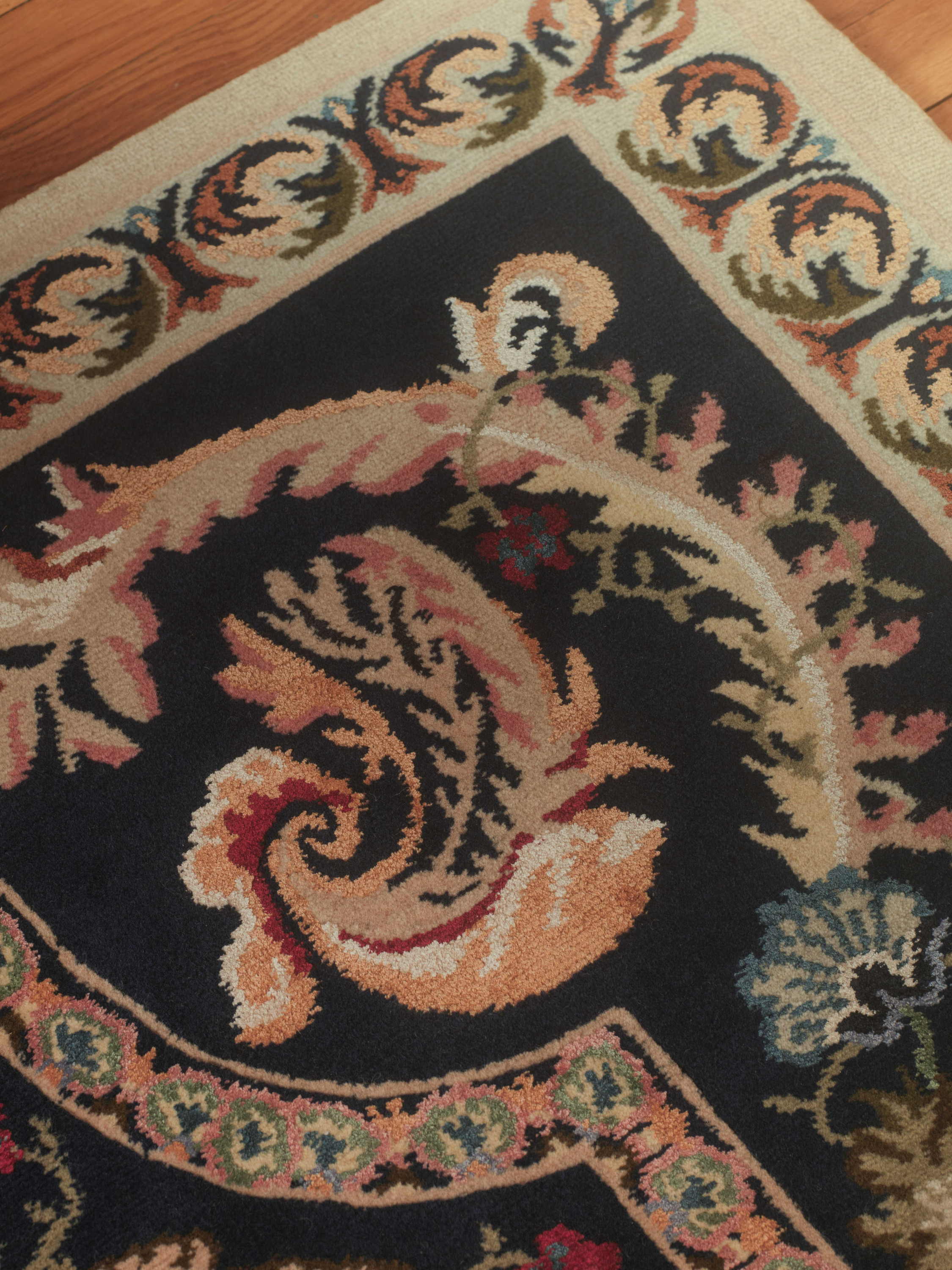 Scénographie : Edgar Jayet | Crédit photo : PierreDoucet | Partenaire mobilier : Galerie Vauclair